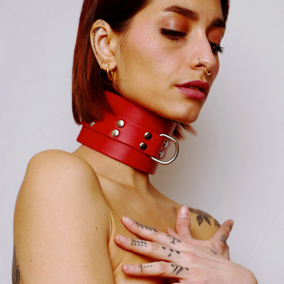 Choker Minerve en Cuir Epais Rouge