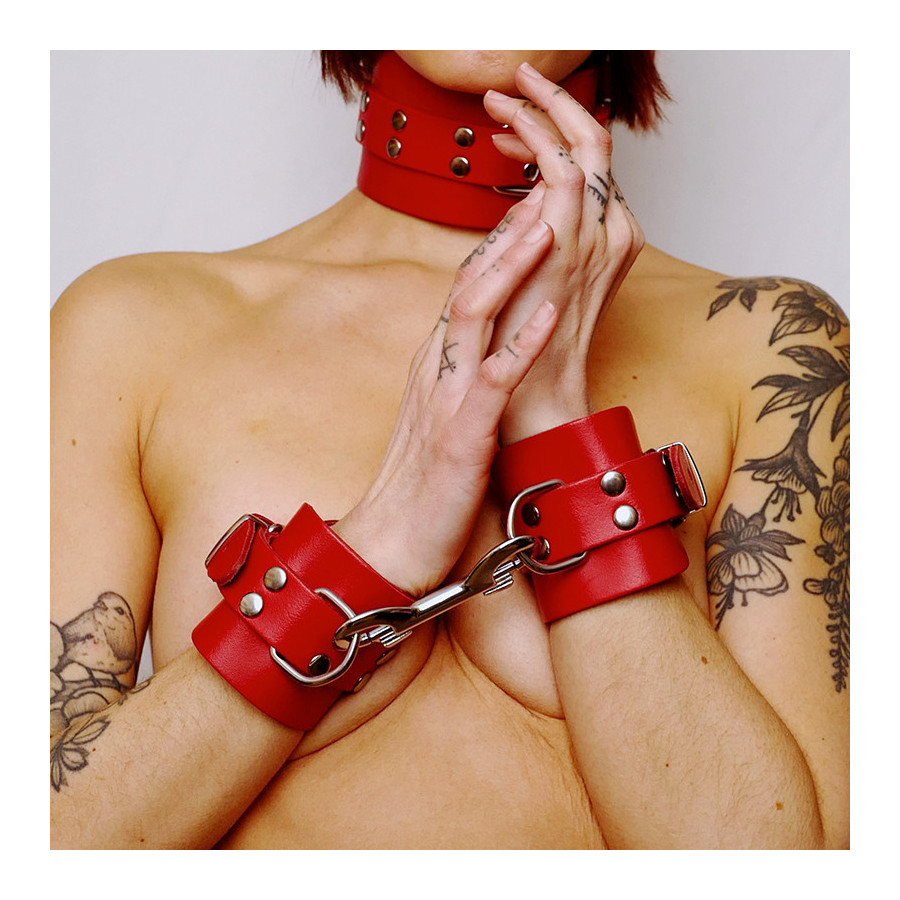Menottes en Cuir Epais Rouge